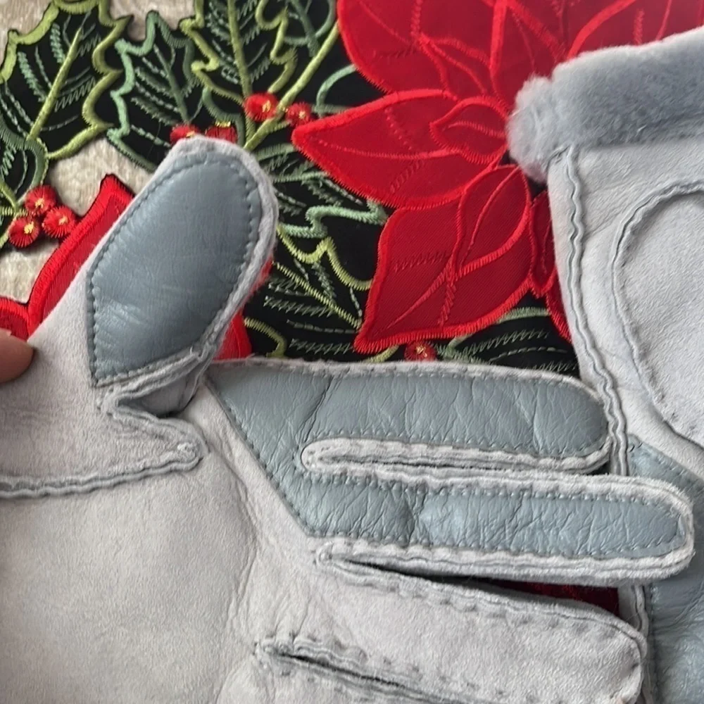 Brand New UGG Shearling Sheepskin Handsewn Touchscreen Gray Gloves Leather Trim